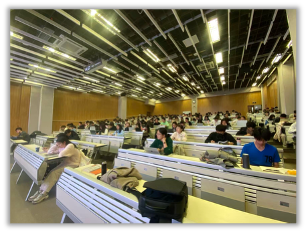 明德人文导学新生研讨课现场
